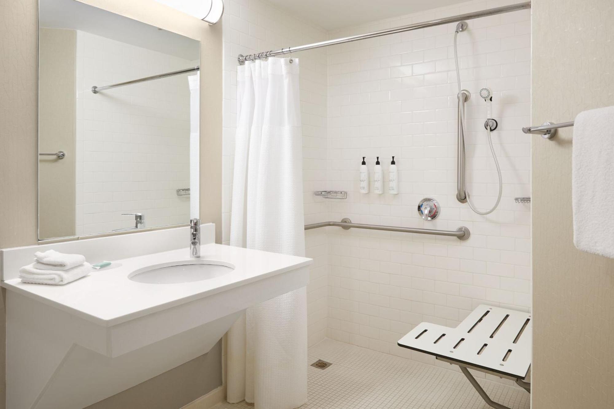 Springhill Suites St. Louis Airport/Earth City Bridgeton Buitenkant foto